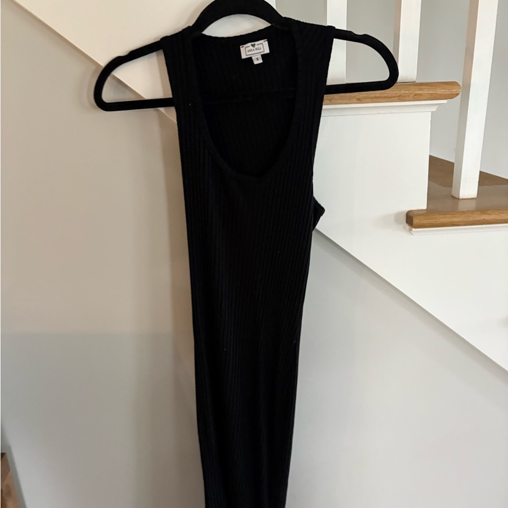 Anea Hill Black Ribbed Sleeveless Dress